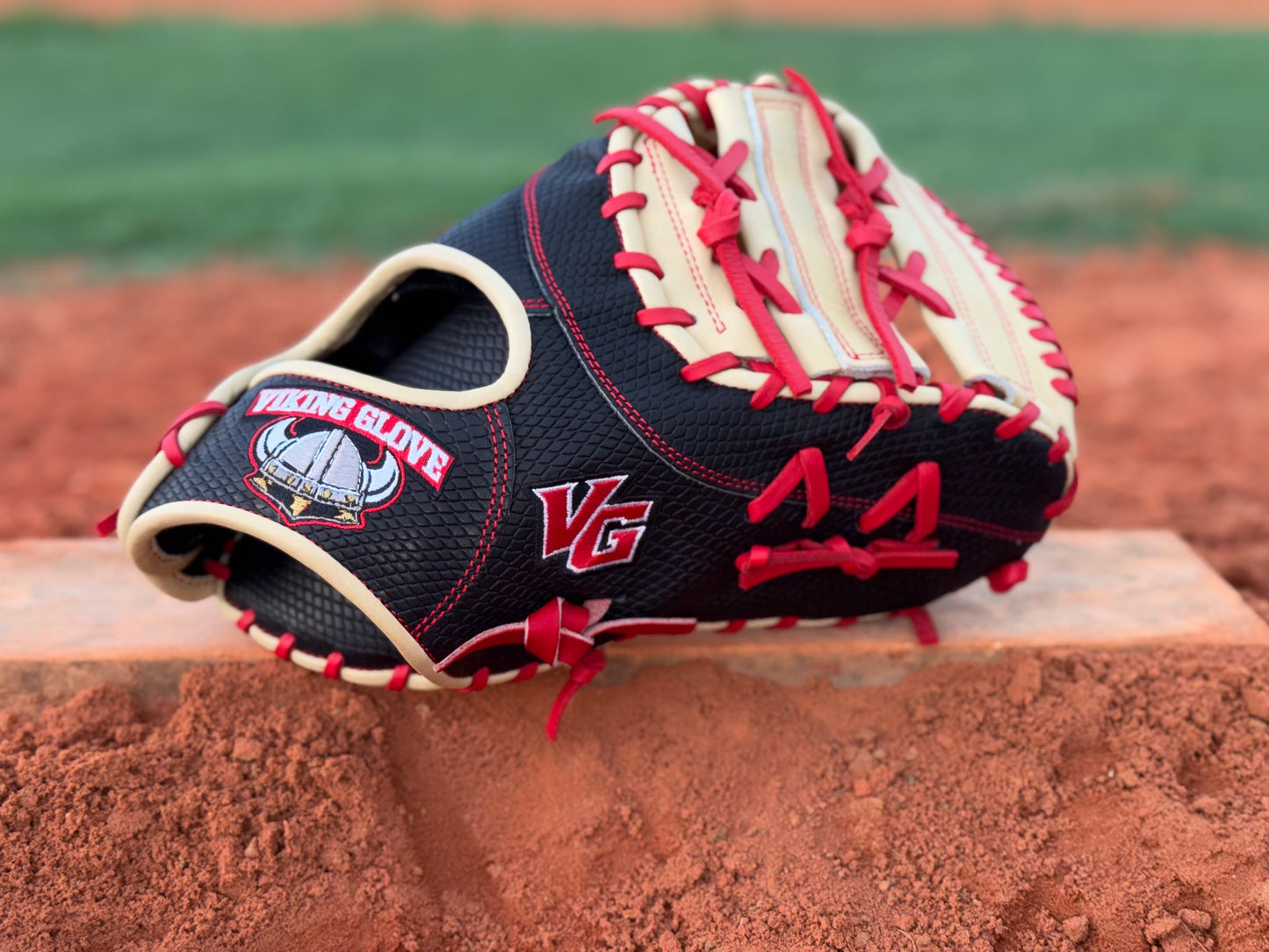 1st base mitt - 12.75" - JAPANESE KIP: BASEBALL